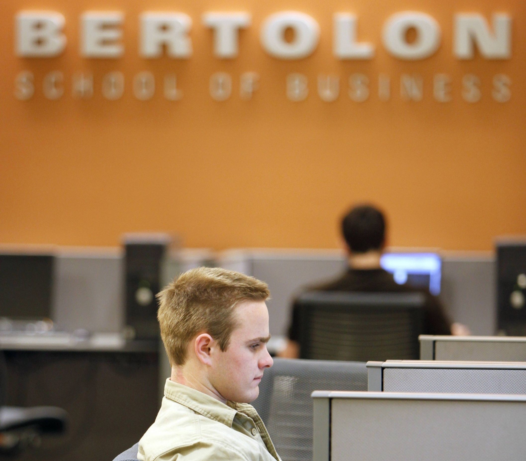 Bertolon student at computer