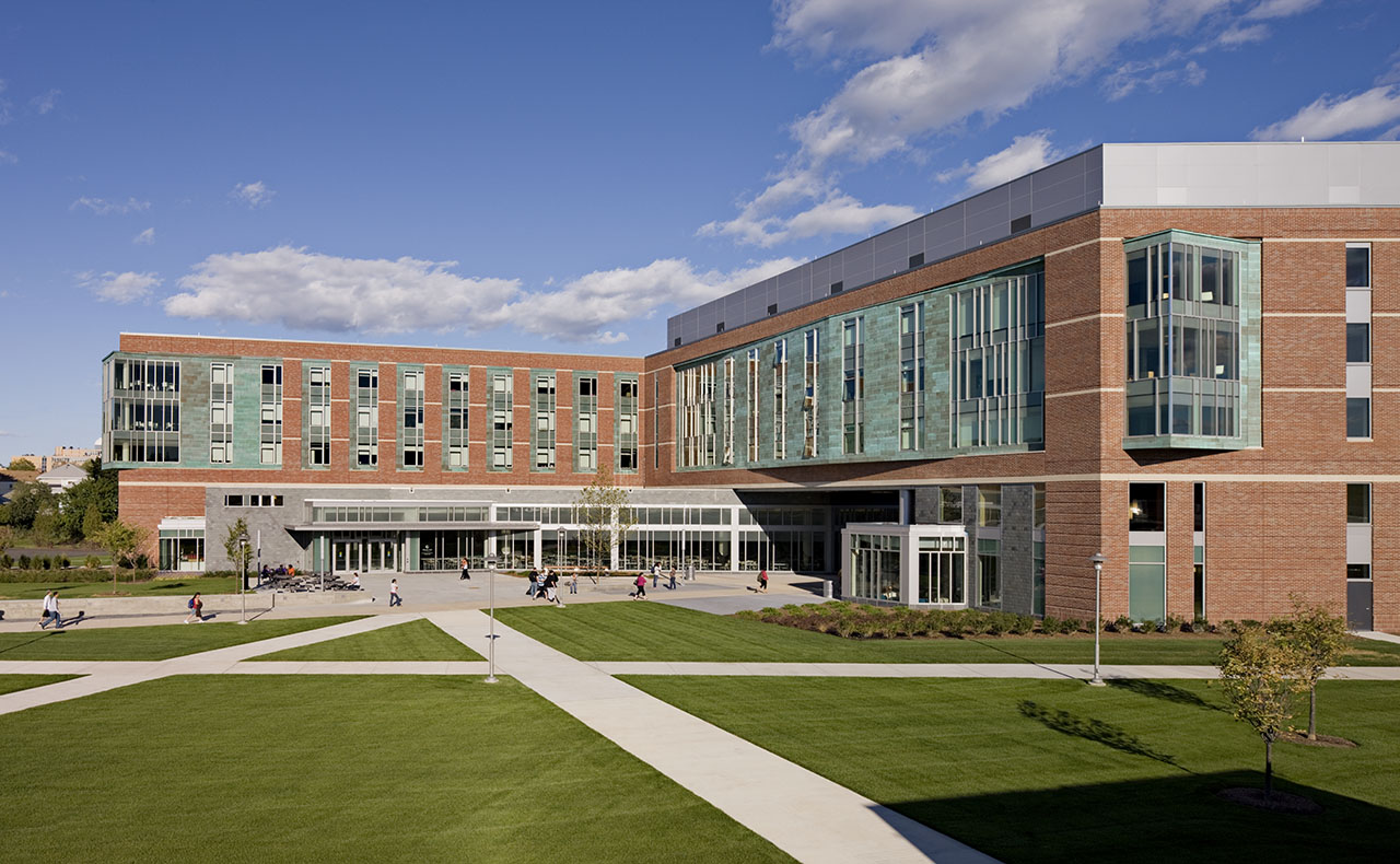 A summer picture of Marsh Hall located on Central Campus