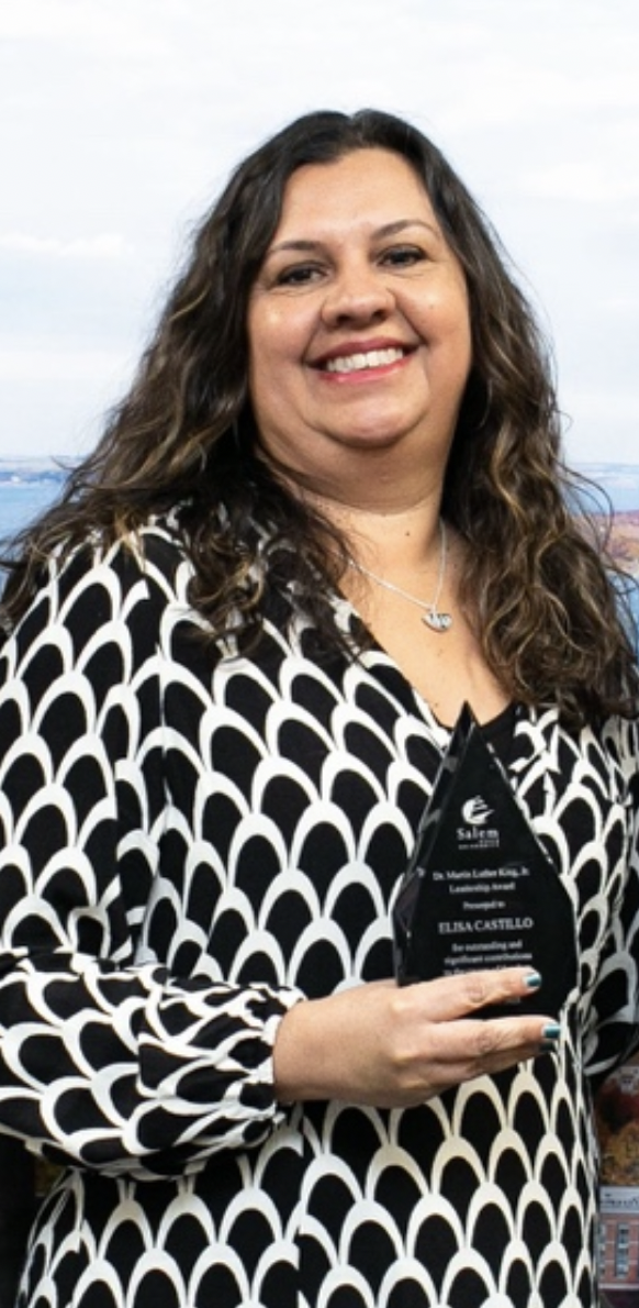 Dr. Elisa Castillo