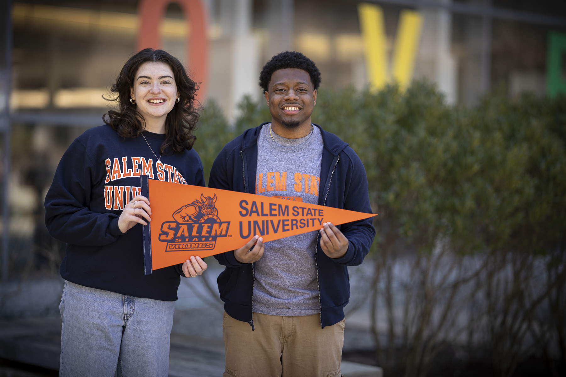 Students with SSU Flag