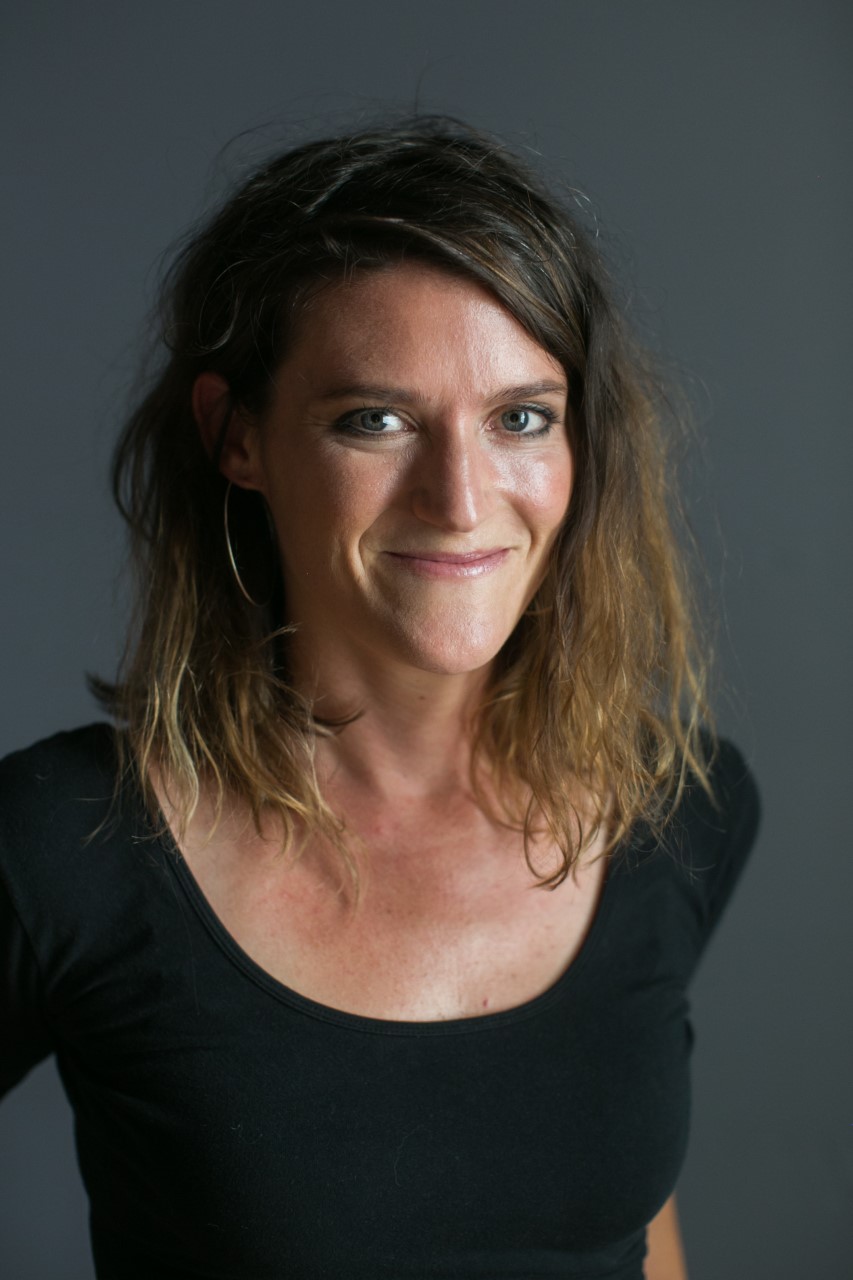 Lulu Miller headshot