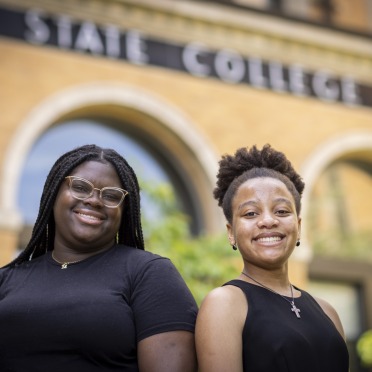 Melissa Noel '24 and Simone French '23
