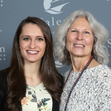 Kim Gassett Schiller '83, '18H and Jaclyn Peary '19