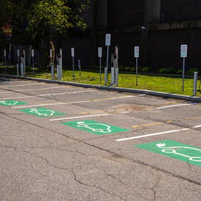 Electric vehicle parking stations at Salem State