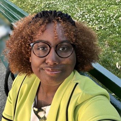 Karleen Jones Headshot