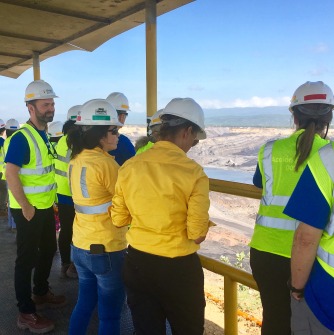Speaking to mining officials on the tour Cerrejón