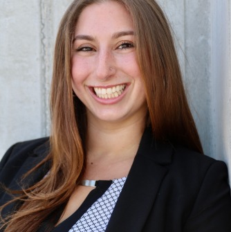 Hannah Levine '22 headshot