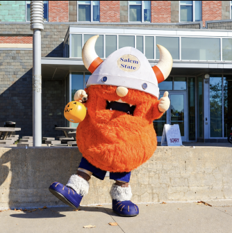 Superfan Pumpkin