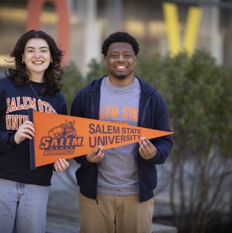 Students with SSU Flag