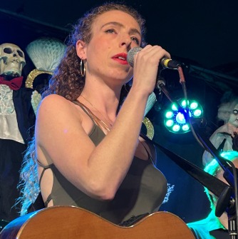 Molly singing