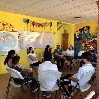 Salem State Univesity education students visit a classroom in Guanajuato Mexico