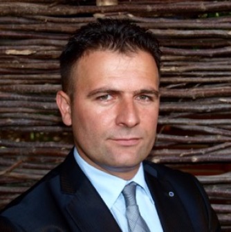 Dr. Jeton Kelmendi (Pristina, Kosovo)