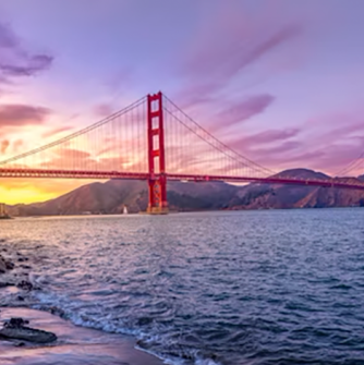 Golden Gate bridge at dusk