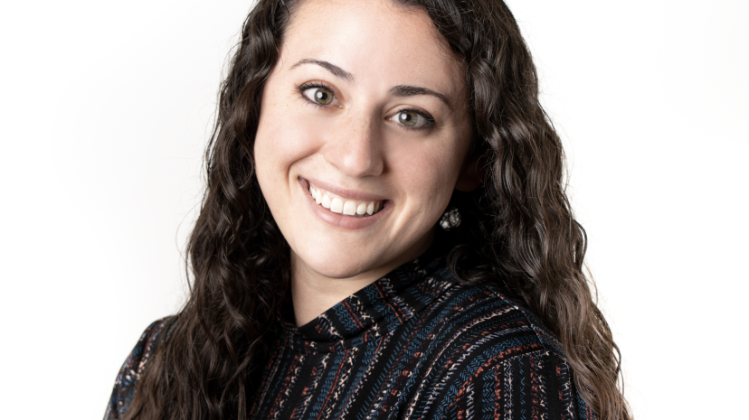 Katie Pustizzi Head shot