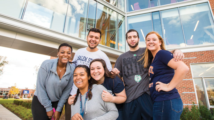 Transfer students in front of Viking Hall